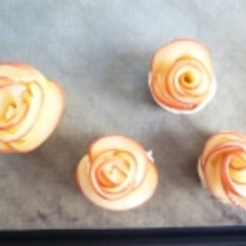 アップルローズパイ 薔薇りんごパイ レシピ 作り方 By Liqueur 楽天レシピ アップルローズパイ 薔薇りんごパイ レシピ 作り方 By Liqueur 楽天レシピ